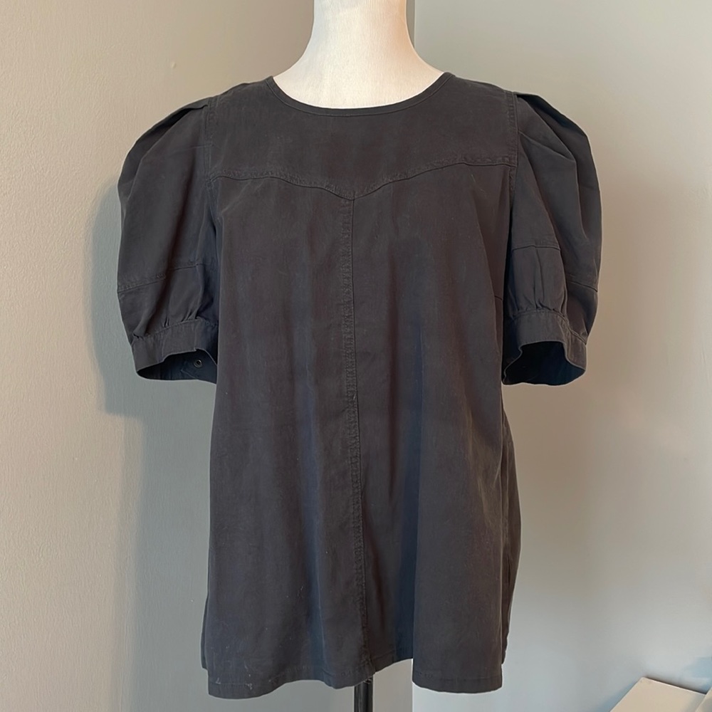 Black Short Puffer Sleeve Blouse